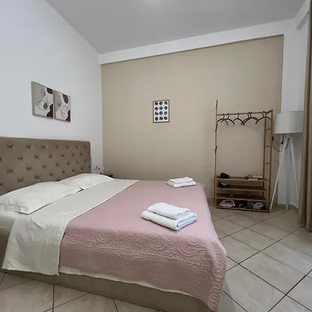 Cozy City Center Studio Tirana Exterior photo